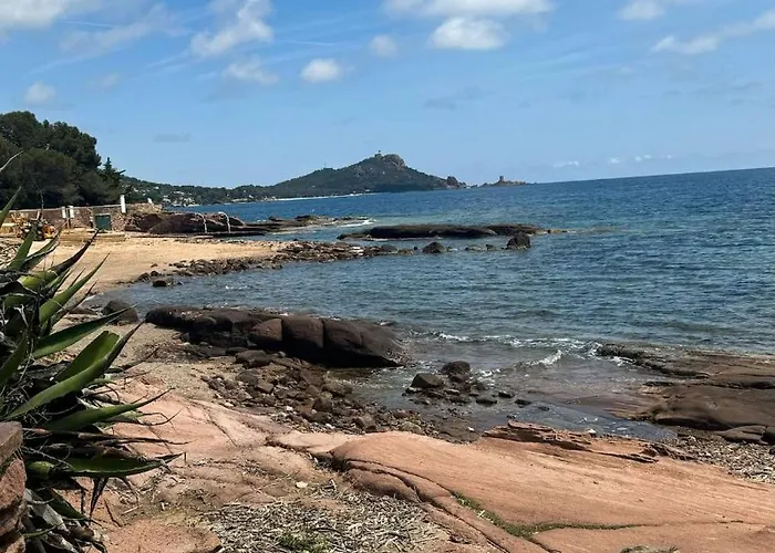 Апартаменты T2 Proche De La Сен-Рафаэль